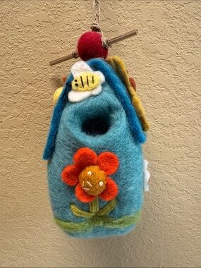DZI wild woolies 100% wool handmade birdhouse.